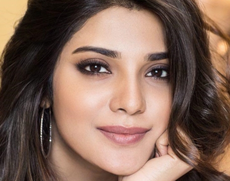 Aathmika Mobile Wallpaper