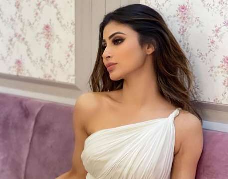Hot Mouni Roy Pics